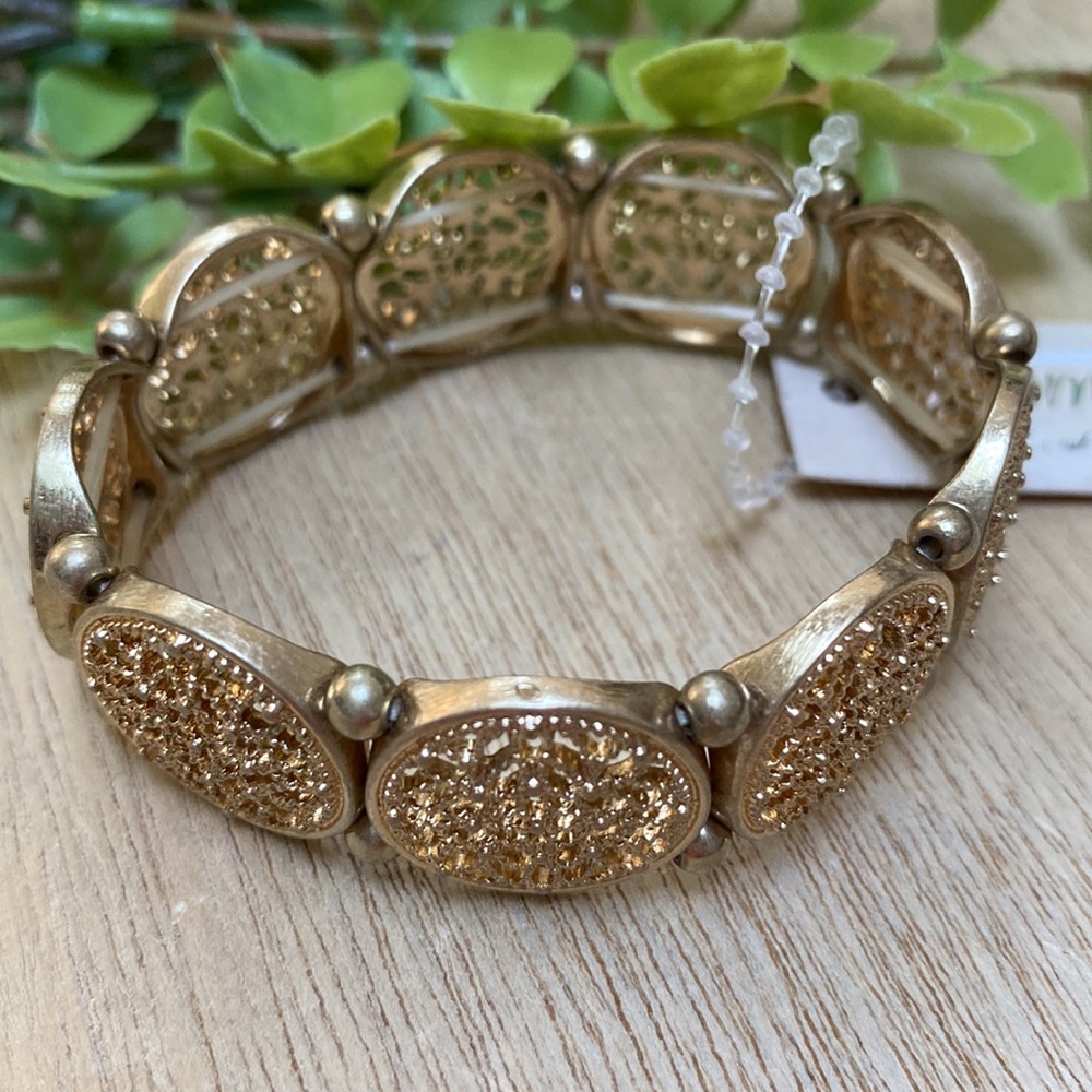 🎉HP🎉 Pomina Filigree Stretch Bracelet 💗 Antique Gold - Picture 2 of 8